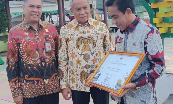 Piagam Penetapan Kampung Ketupat